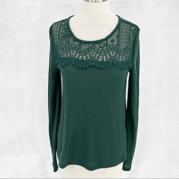 Lucky Brand Tops - Lucky Brand Pine Grove Green Lace Mixed Thermal Long Sleeve Top Boatneck Hi-Low